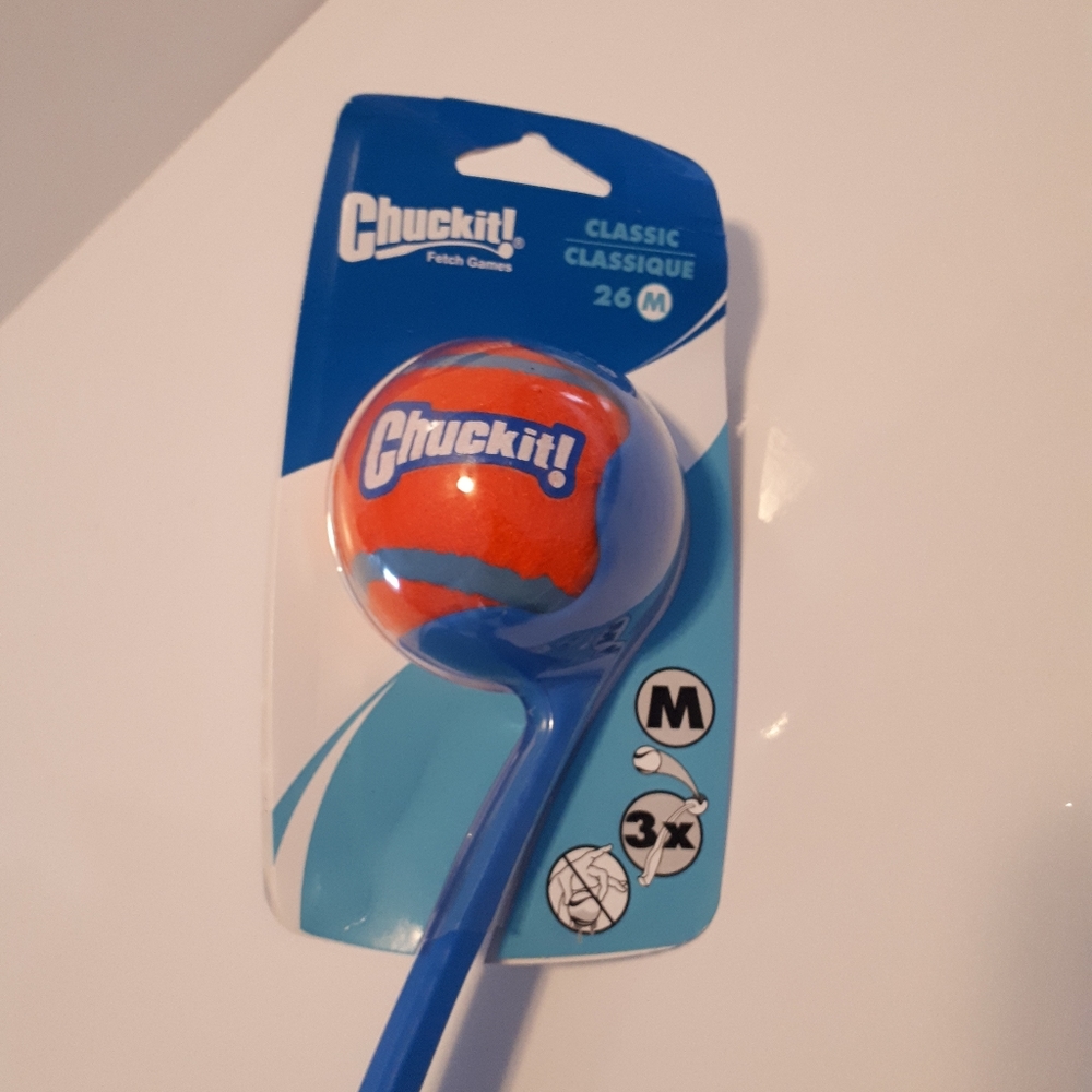Brand New Chuckit Classic Ball Launcher for Dogs